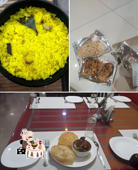 Food at Rannaghar Restaurant