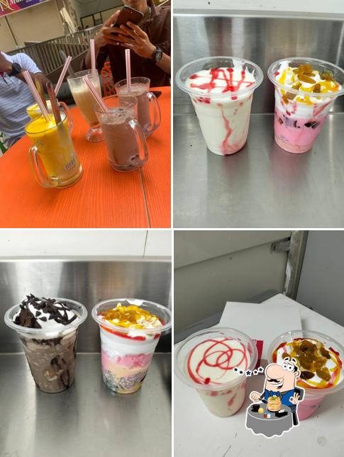 Food at The Lassi Corner