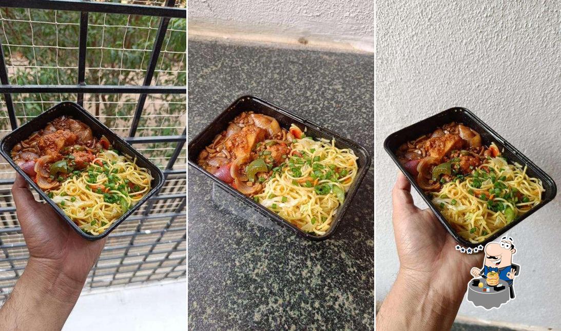 Food at Wok to Walk