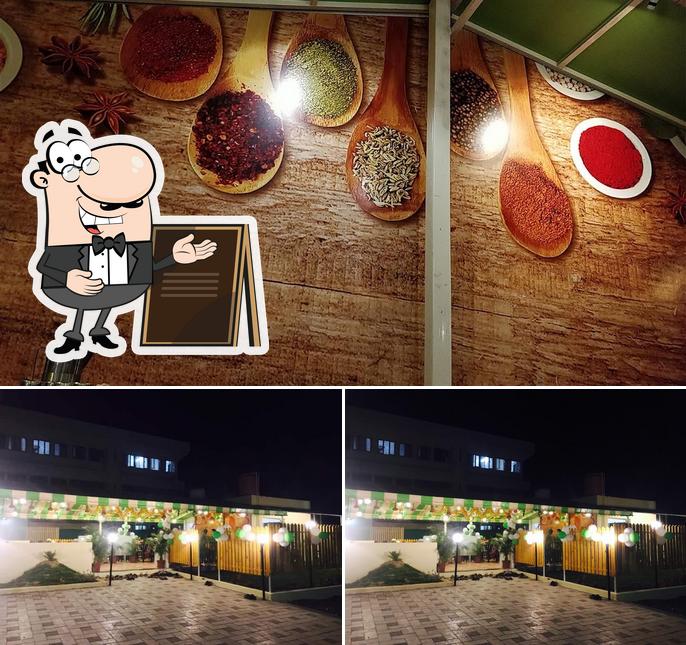 Among various things one can find exterior and food at Cafe deccan