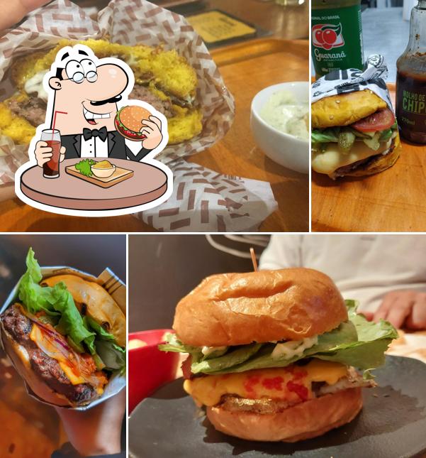 Delicie-se com um hambúrguer no Mad Maria Burguer em Campos do Jordão
