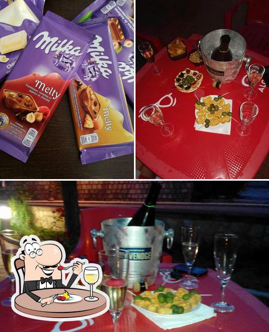 Green Bar si caratterizza per la cibo e vino