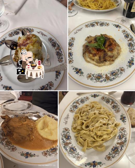 Cibo al Trattoria Al Moro | Ristorante Fontana di Trevi Roma