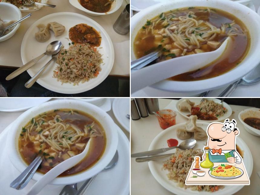Food at Aunty's