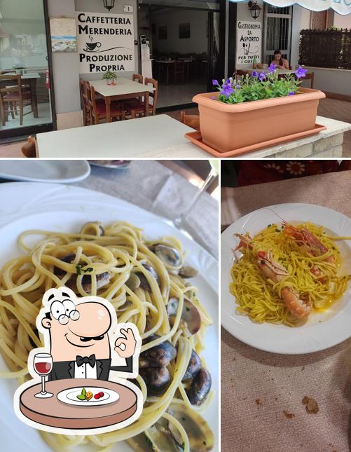 La foto di cibo e interni da Trattoria "Gente Di Mare"