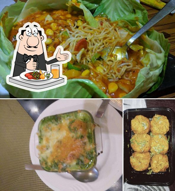 Food at Hotel Hari Vilaas