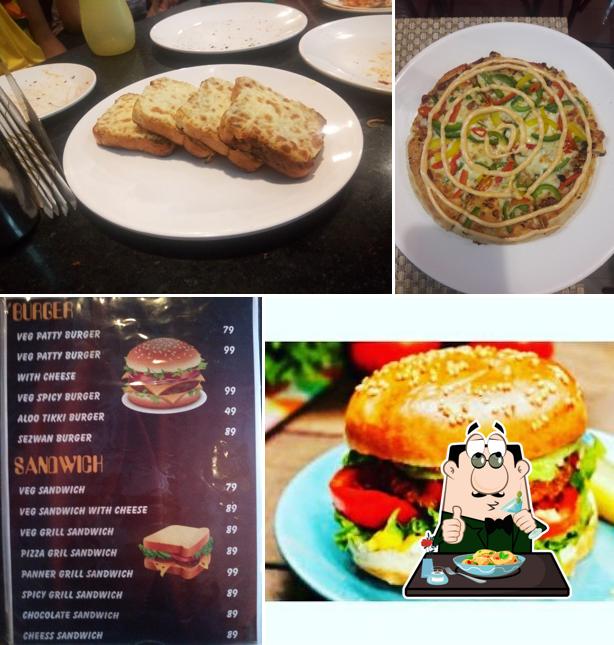 Meals at Laziz Pizza