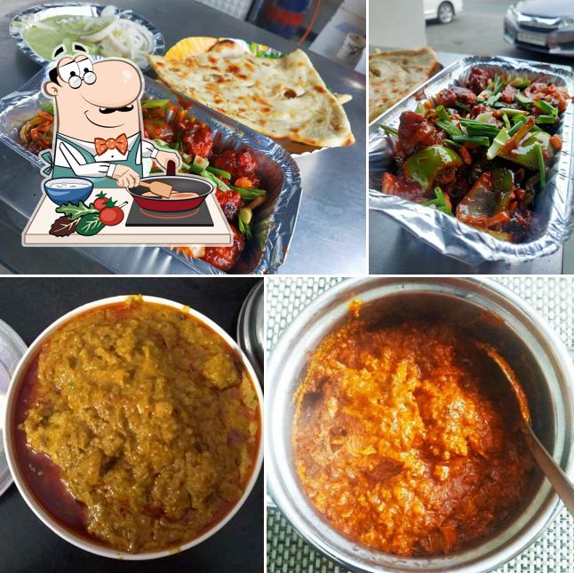 Chicken curry at Punj Tara Restaurant