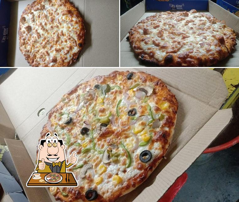 Get pizza at Hunter’s food truck