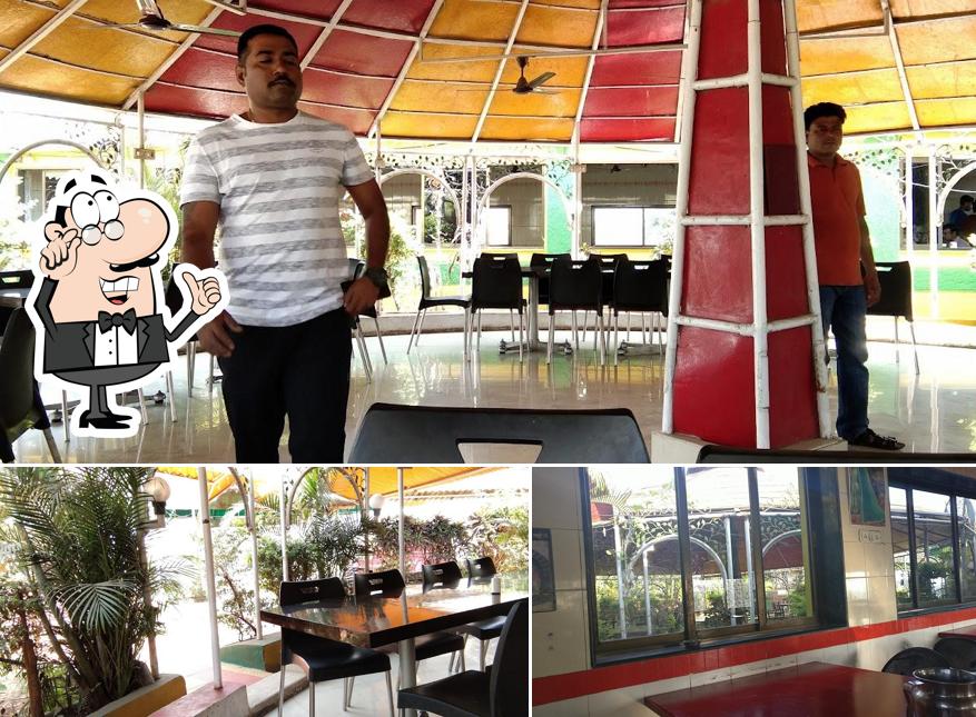 The interior of Sai Darbar Dhaba