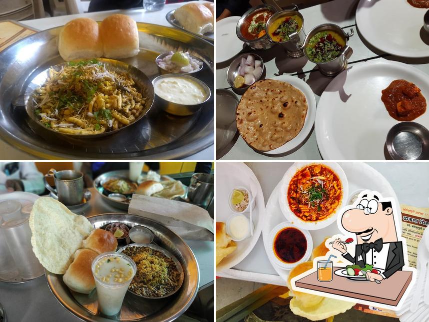 Food at Zakkas Misal