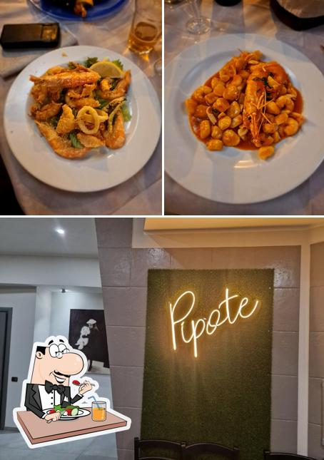 La foto della cibo e interni di pizzeria pipote