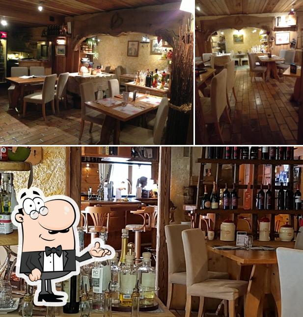 Siediti a un tavolo di Tchin-Tchin Bar Pizzeria