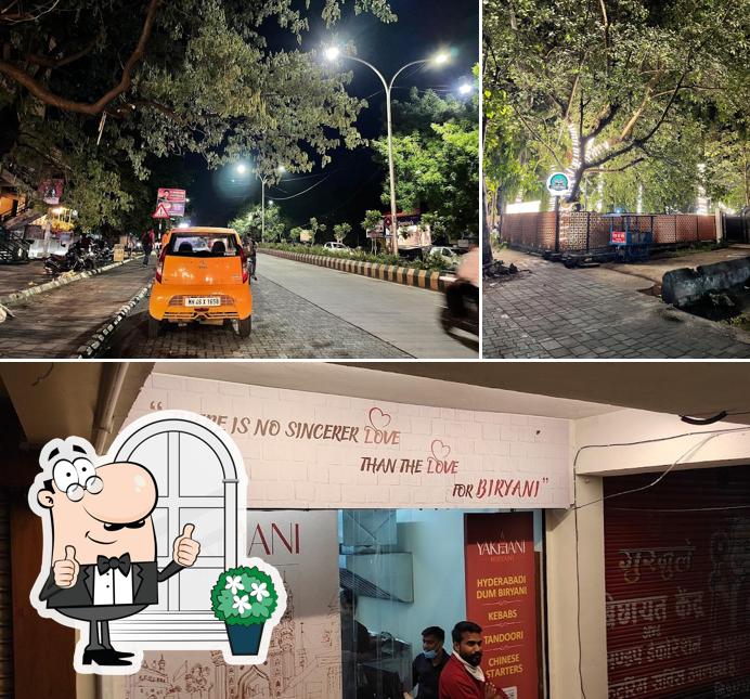 The exterior of Yakhani Biryani