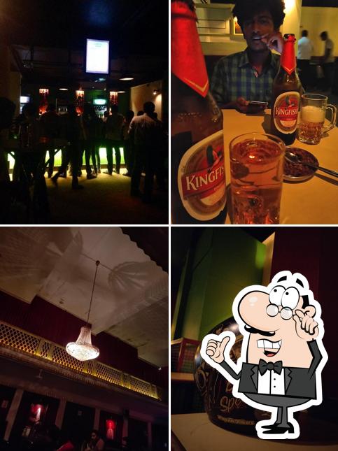 The interior of Tavern