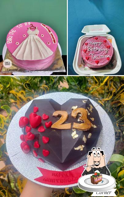 Chocolate cake at Cakes' Corner