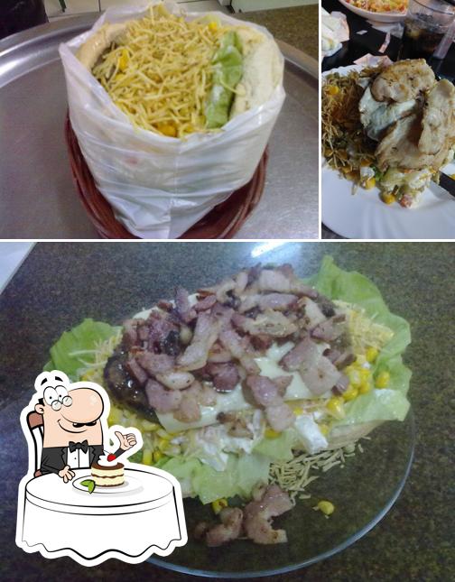 Gauchão Do Chimarrão serve uma escolha de pratos doces