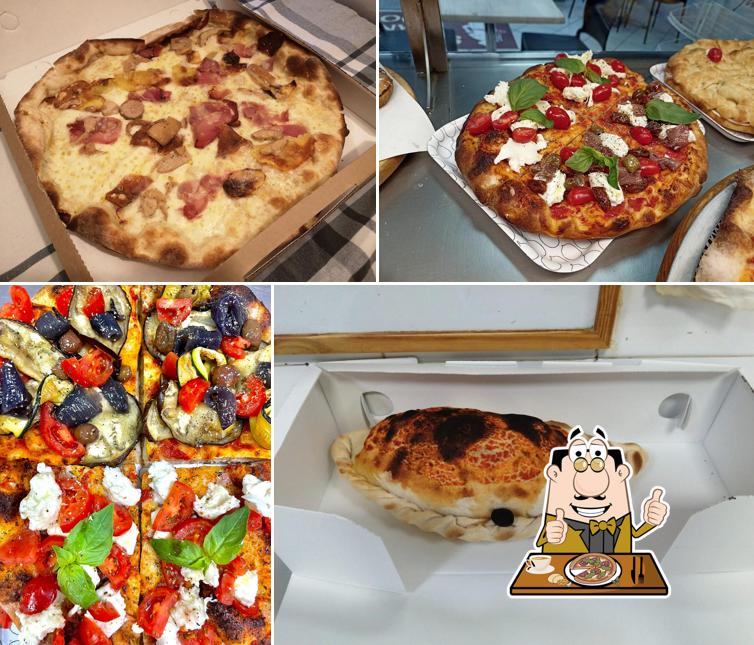 Scegli tra le svariate varianti di pizza