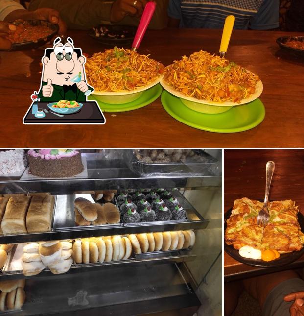 Food at AMAR CANTEEN