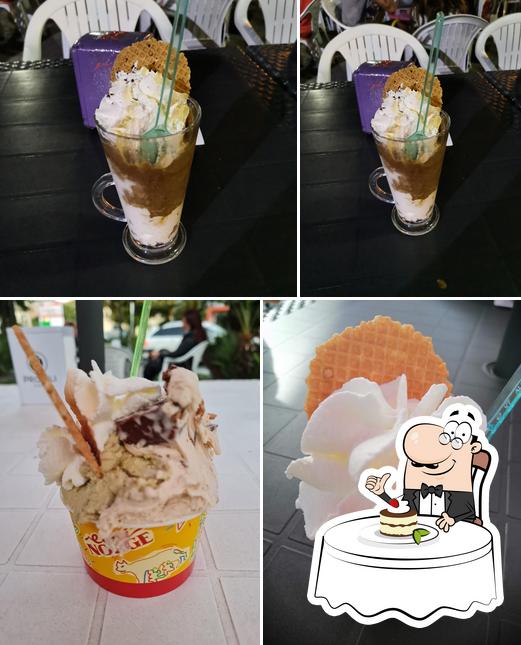 Non scordarti di ordinare un dessert a Roxy Bar