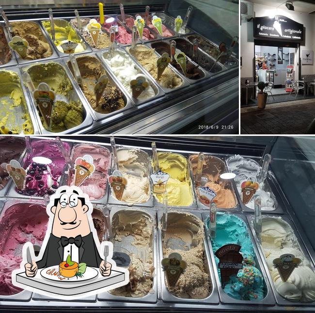 Questa è la immagine che mostra la cibo e interni di Mmm.... gelateria