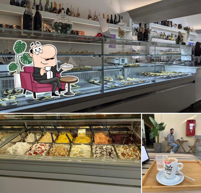 Gli interni di Caffé Roma