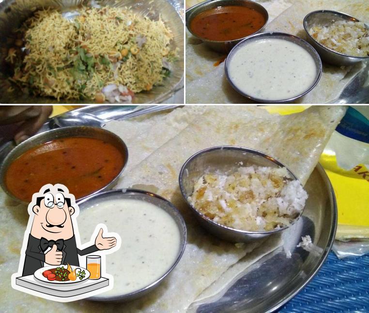 Food at Amar Juice Centre