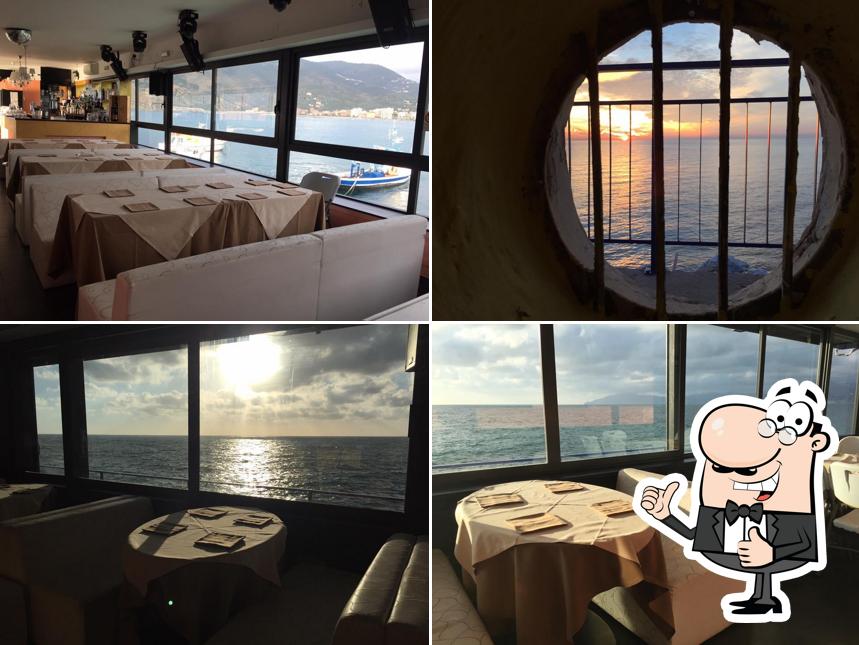 Schooner Cliff Lounge Bar