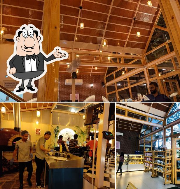 The interior of Glen's Bakehouse, RR Nagar