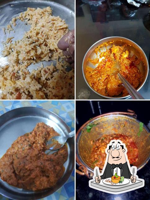 Food at Santosh Dhaba Extension