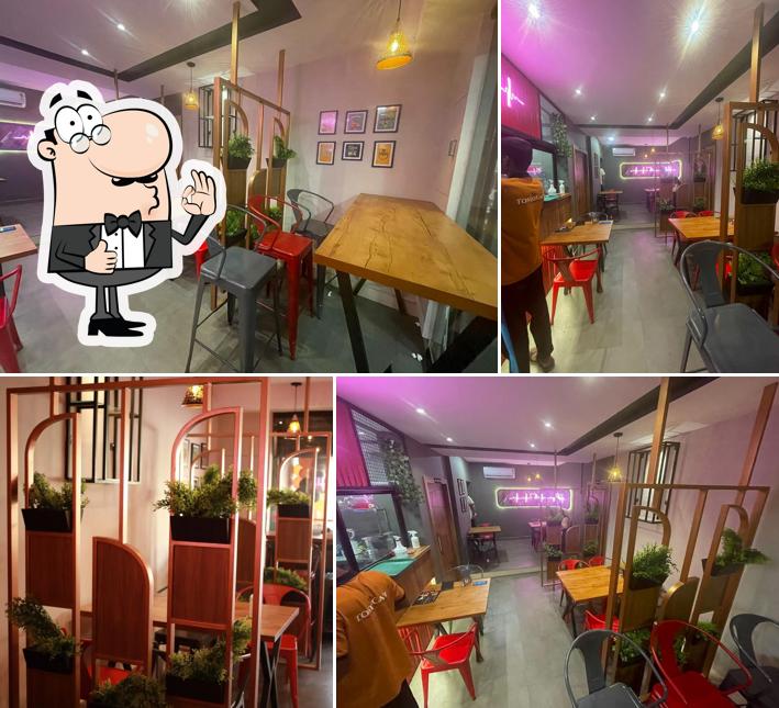Tosto Cafe & Grills