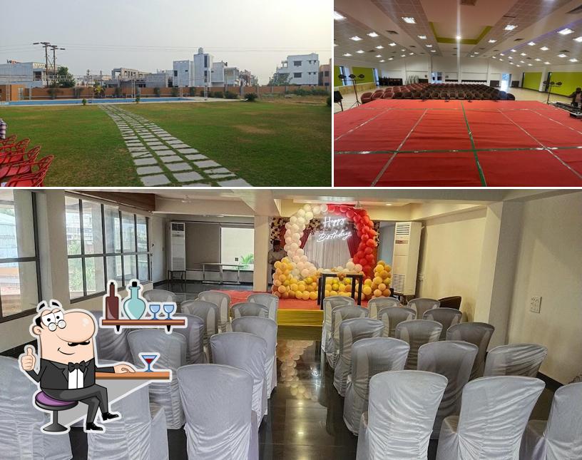 Among different things one can find interior and exterior at HEAVEN 7
