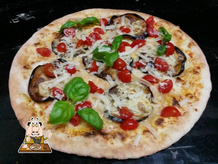 Scegli tra le molte varianti di pizza