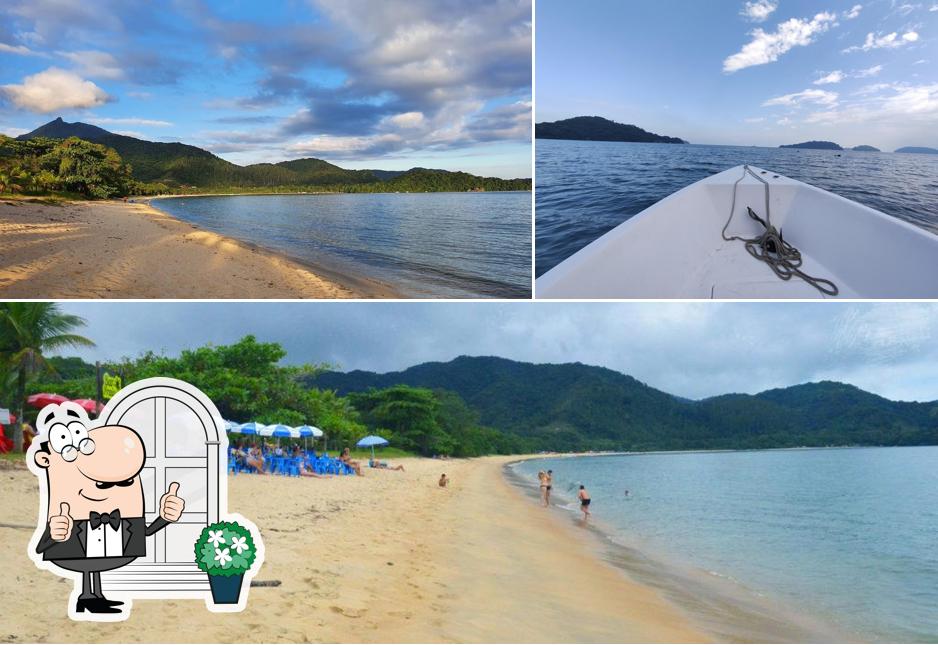 Você pode espairecer no na área externa do Bar da Praia Paraty