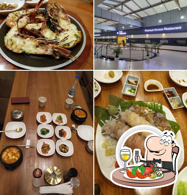 Try out different seafood meals served at Chungdam 청담