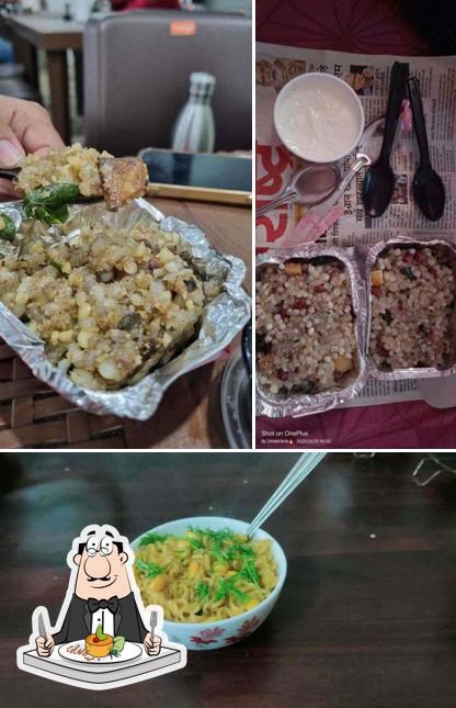 Among different things one can find food and beverage at Madhurai Fast Food