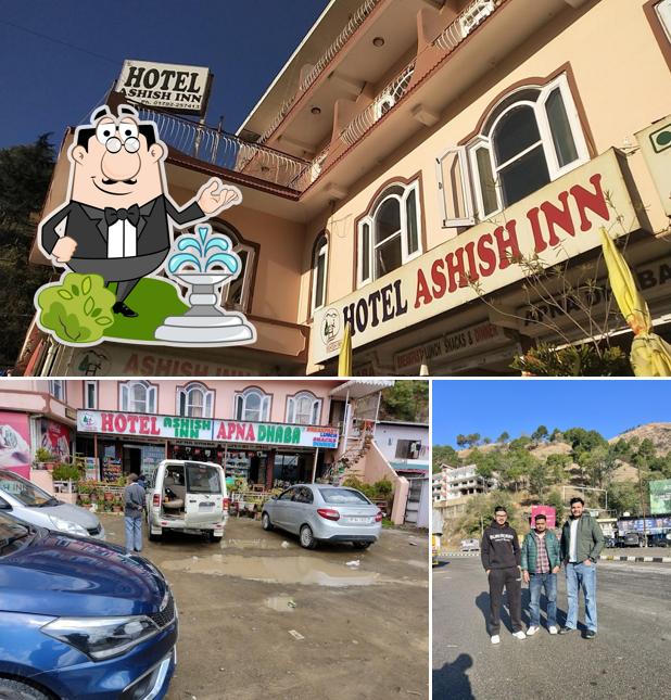 Check out how Apna Dhaba looks outside