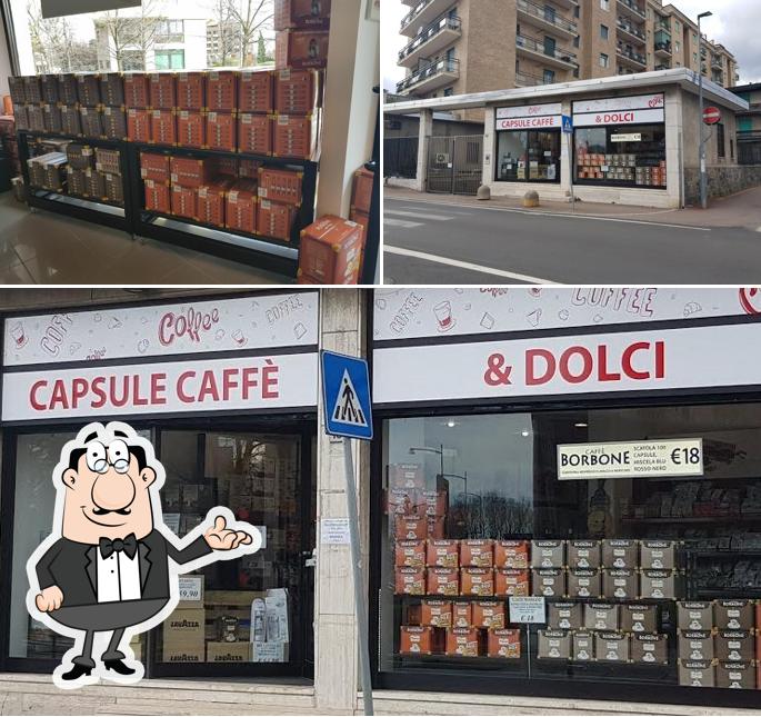 Gli interni di Spaccio Caffè & Dolci