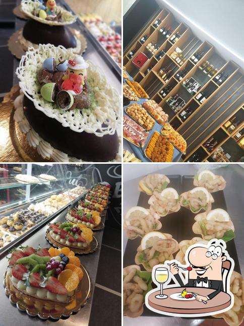 Platti al PasticceriaLa Stazione Del Gusto