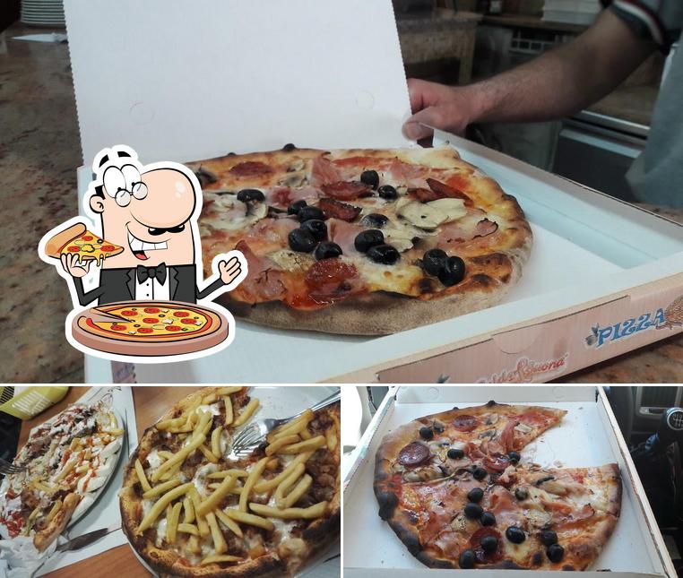A Pizzeria Kebab King, puoi assaggiare una bella pizza