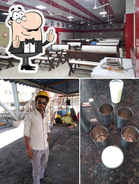Here's an image of Ashapura Restaurant