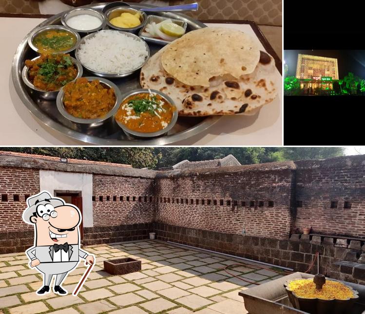 Chaturthi Pure , Veg is distinguished by exterior and food