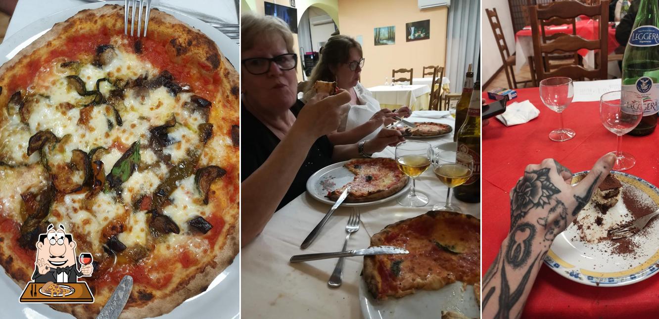 Ordina tra le svariate varianti di pizza