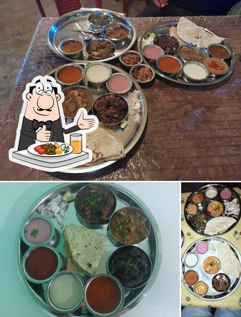 Food at HOTEL WAGLE MALA