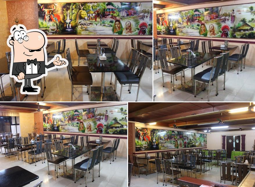 The interior of Amethyst Dine b Fine