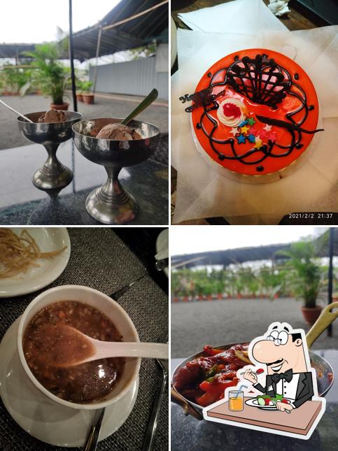 Food at U Turn Gardens