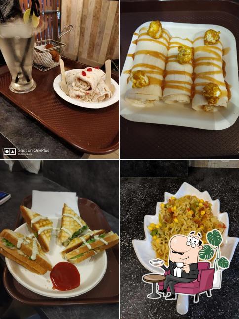 Check out how Roast 'N' Frost looks inside