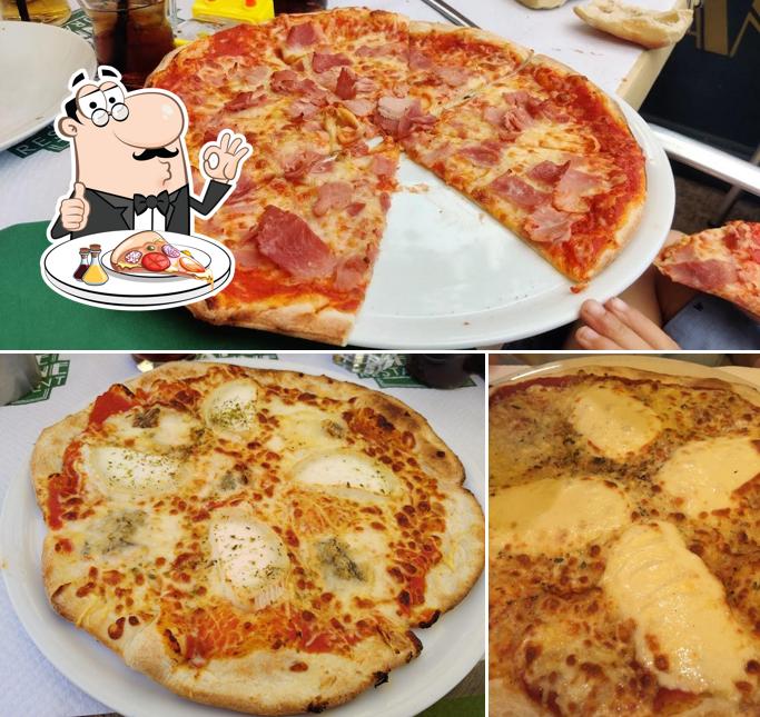 A Café Vienne, vous pouvez déguster des pizzas