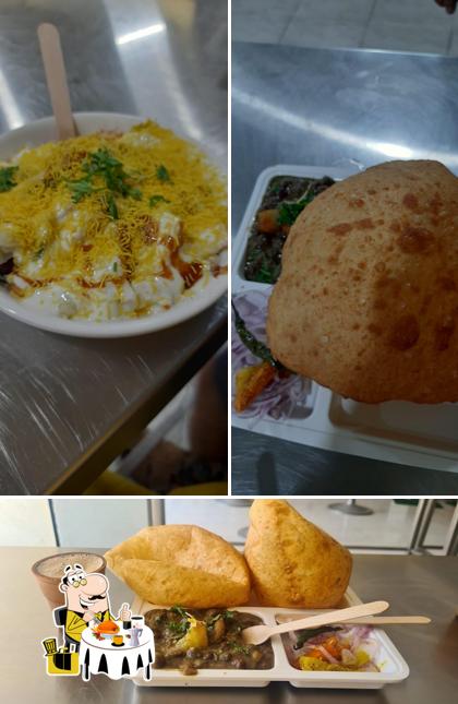 Meals at Dhanraj Ji Chole Bhature