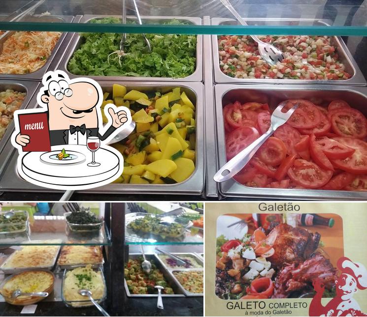 Comida em Restaurante Galetão
